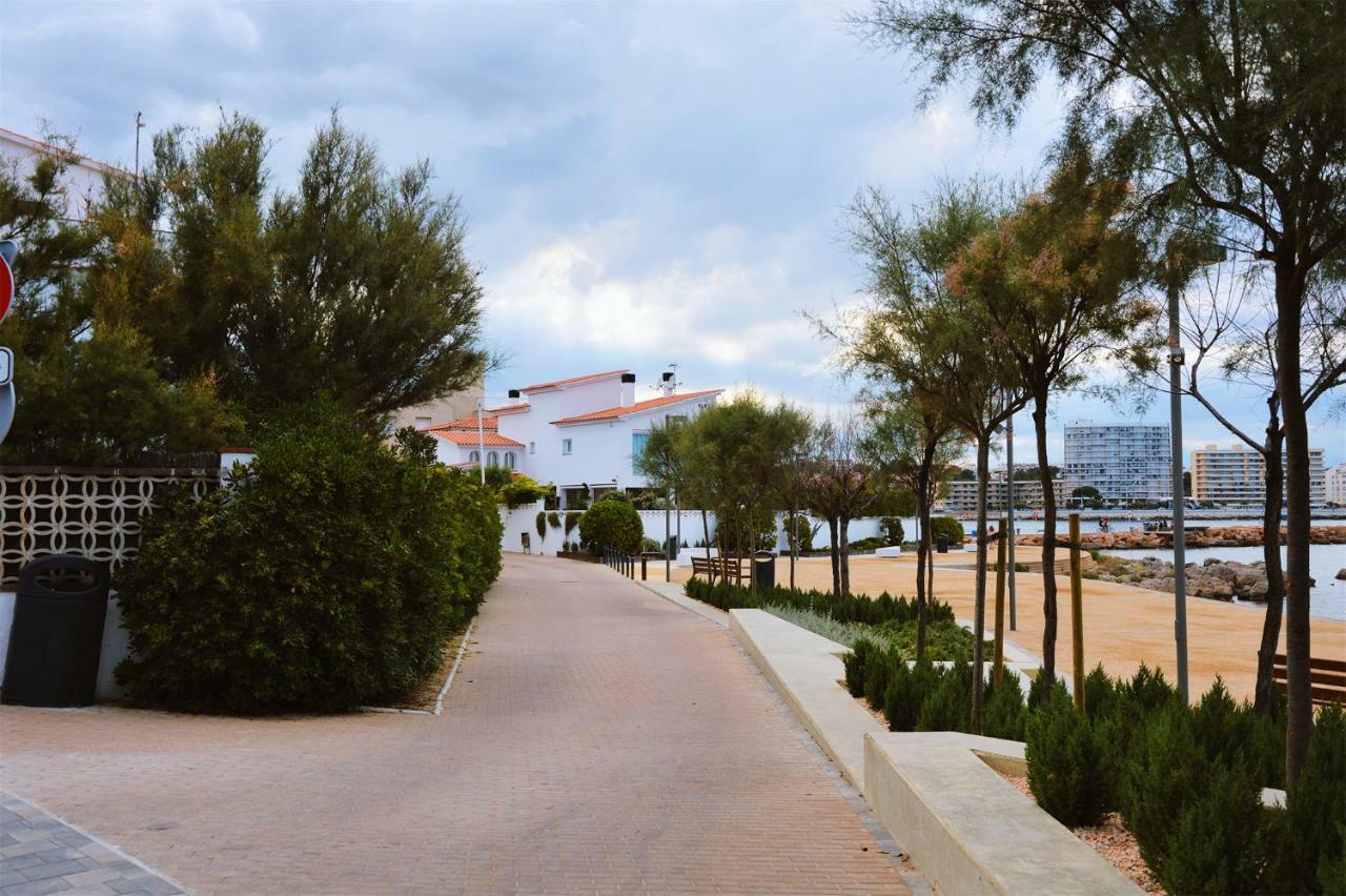 Coco Apt Renovated And With Seaview L' Escala Extérieur photo